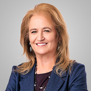 Professional headshot of attorney Briana Peterson with 5-star review.